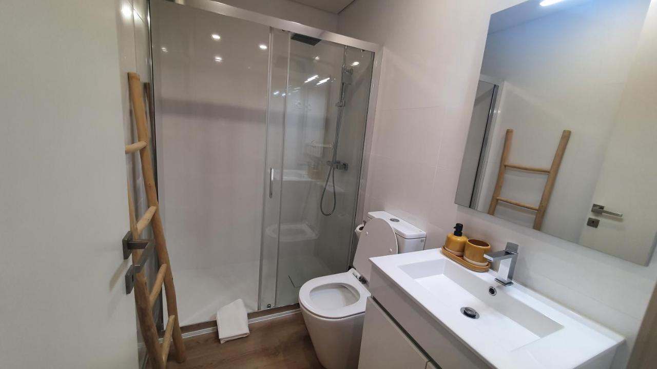 Barrio Apartments Амарес Екстериор снимка